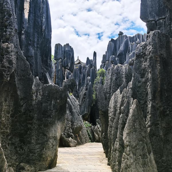 Kunming 3-Day Private Tour Stone Forest Jiuxiang Caves 5