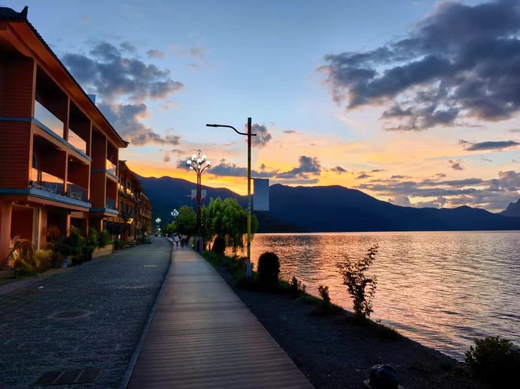 Lijiang to Lugu Lake 2-Day Private Tour 3