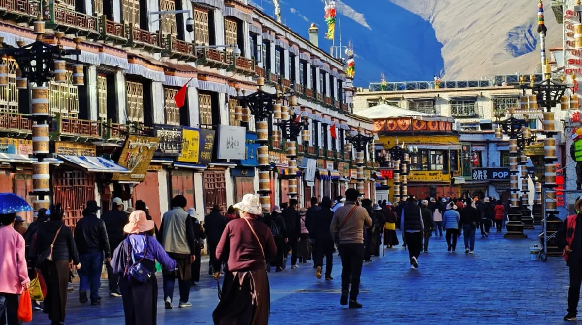 Lhasa Yamdrok Lake Everest Base Camp 8-Day Private Tour 5