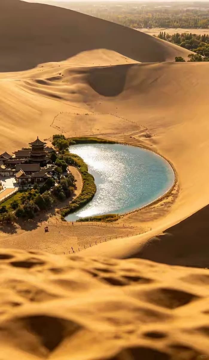 Dunhuang 3-Day Private Tour Mogao Caves Crescent Moon Spring 4