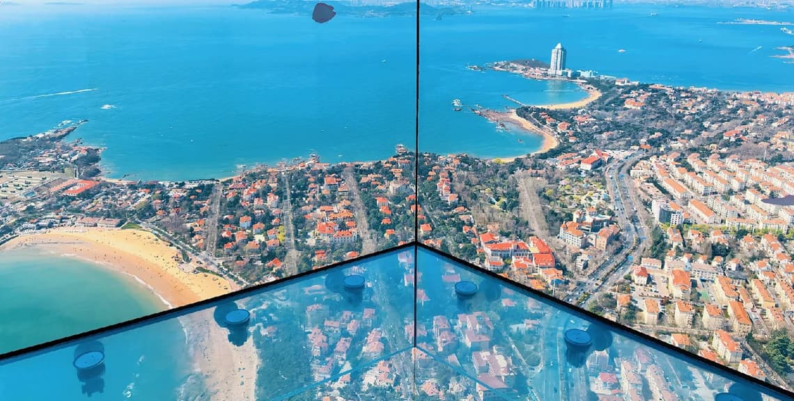 Moon Over Sea & Sky (Qingdao Cloud Haitian View & Art)