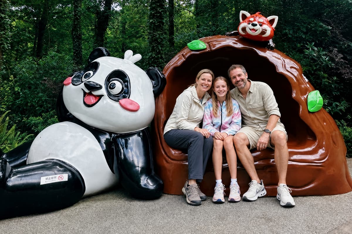 Chengdu Panda Valley and Dujiangyan Private Day Tour