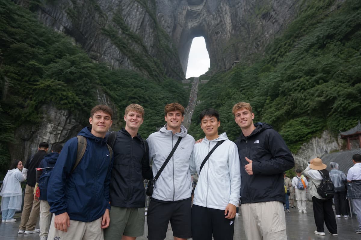 Zhangjiajie Tianmen Mountain Tianmen Cave Private Tour