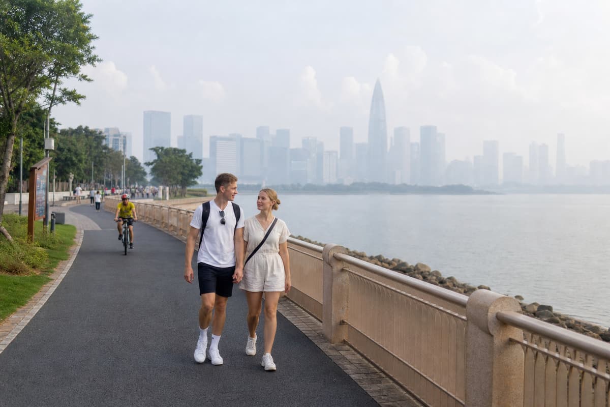Shenzhen City Highlights and Coastal Views Private Tour