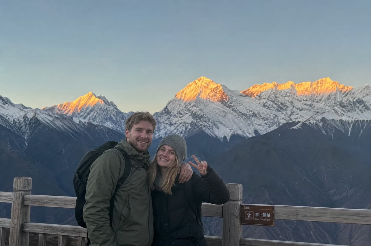 Shangri-La 2-Day Private Tour with Meili Snow Mountain
