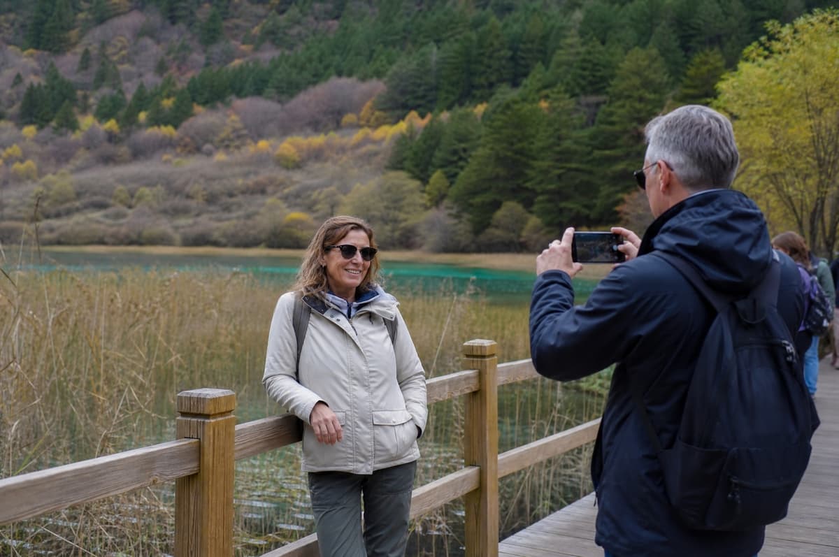 Sichuan 7-Day Private Tour Jiuzhaigou Leshan Mount Emei