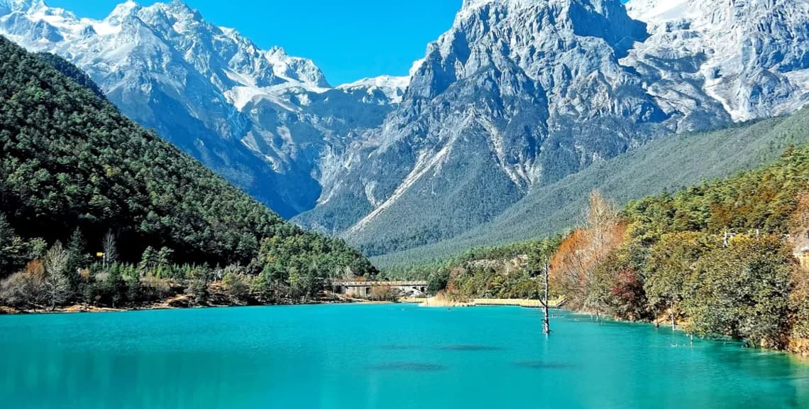 Blue Moon Valley
