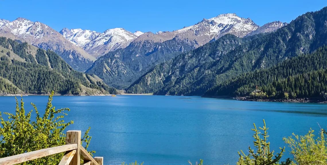 Tianshan Tianchi Scenic Area