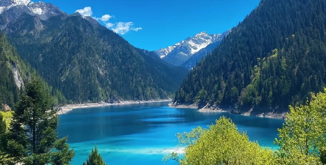 Jiuzhaigou Valley