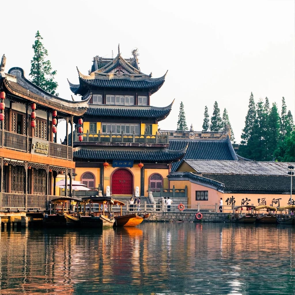 Shanghai Zhujiajiao Water Town Private Day Tour with Driver 3