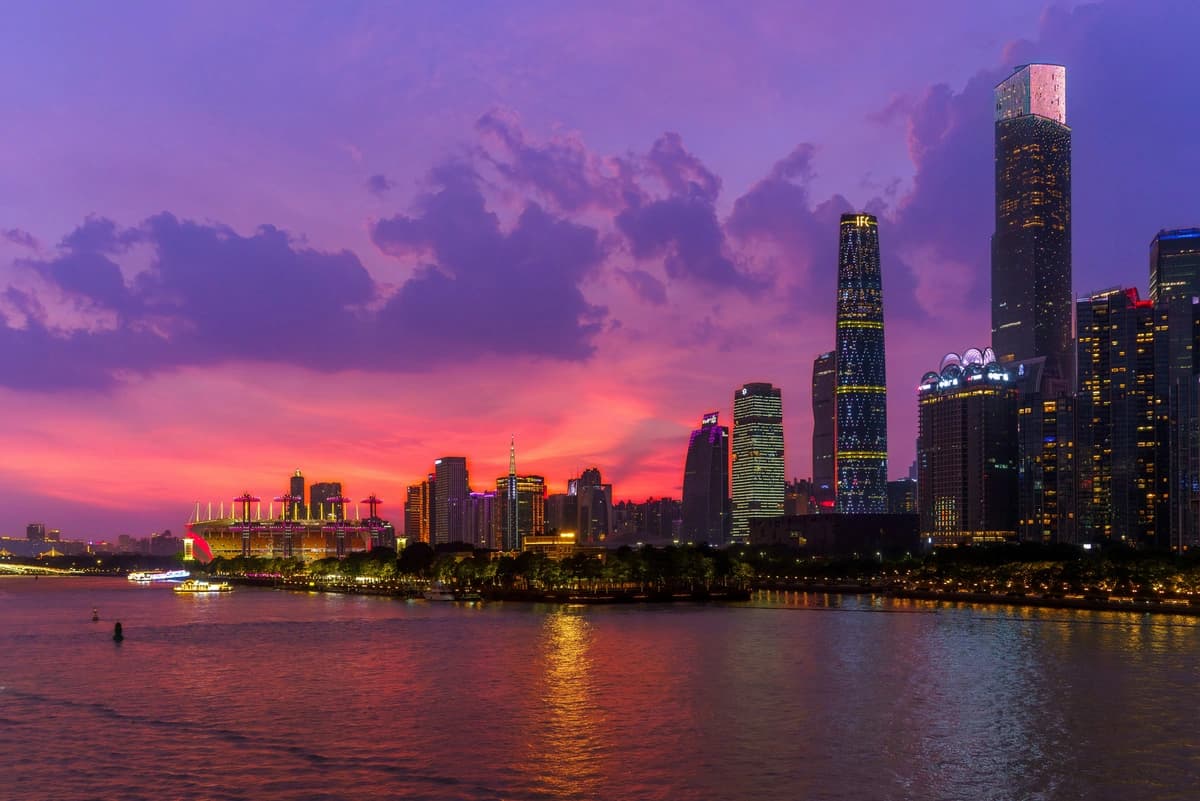 Guangzhou Pearl River Night Cruise Private Car Day Tour 3