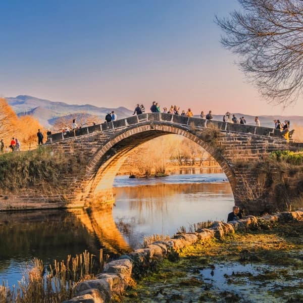 Dali to Shaxi Ancient Town Private Day Tour with Driver 2