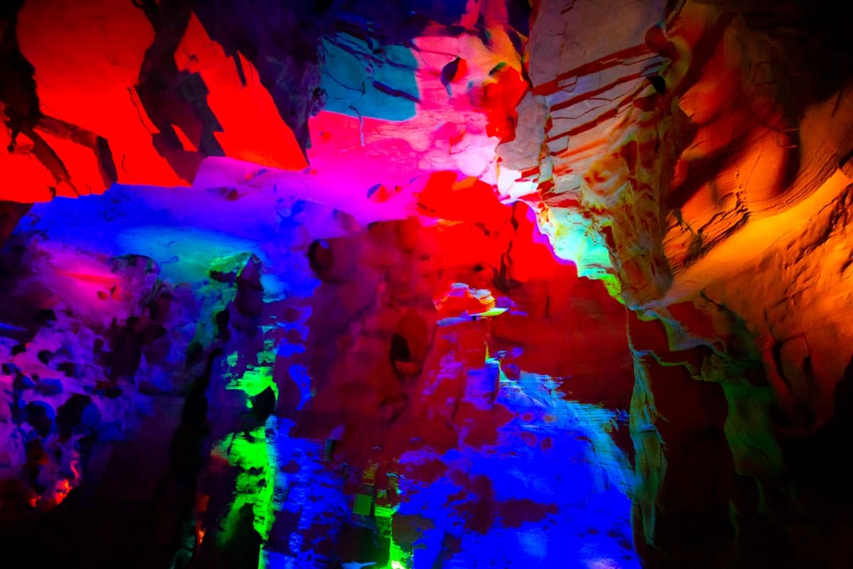 Guizhou Zhijin Cave Private Car Day Tour with Driver 5