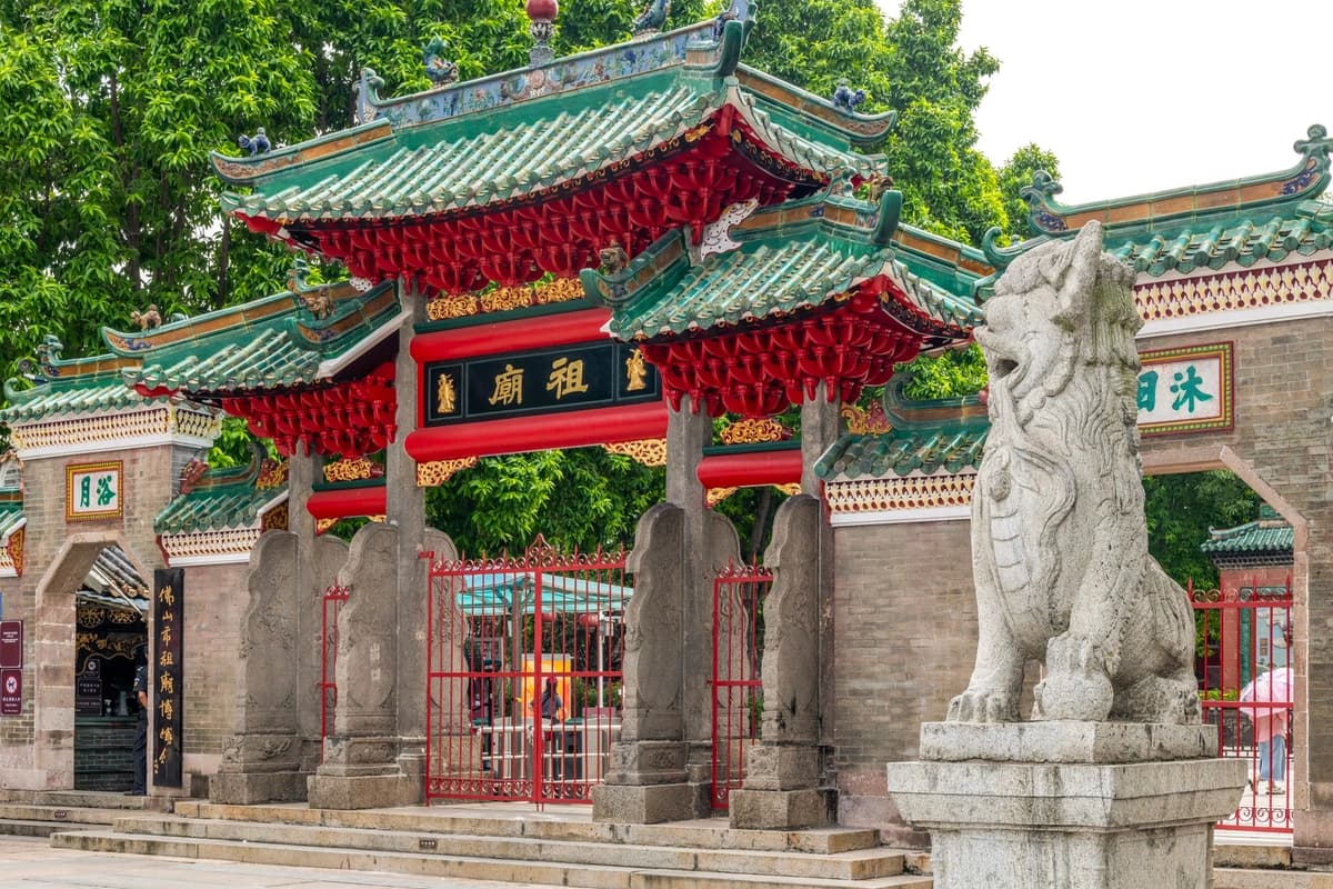 Guangzhou Food and City 4-Day Private Car with Driver 2